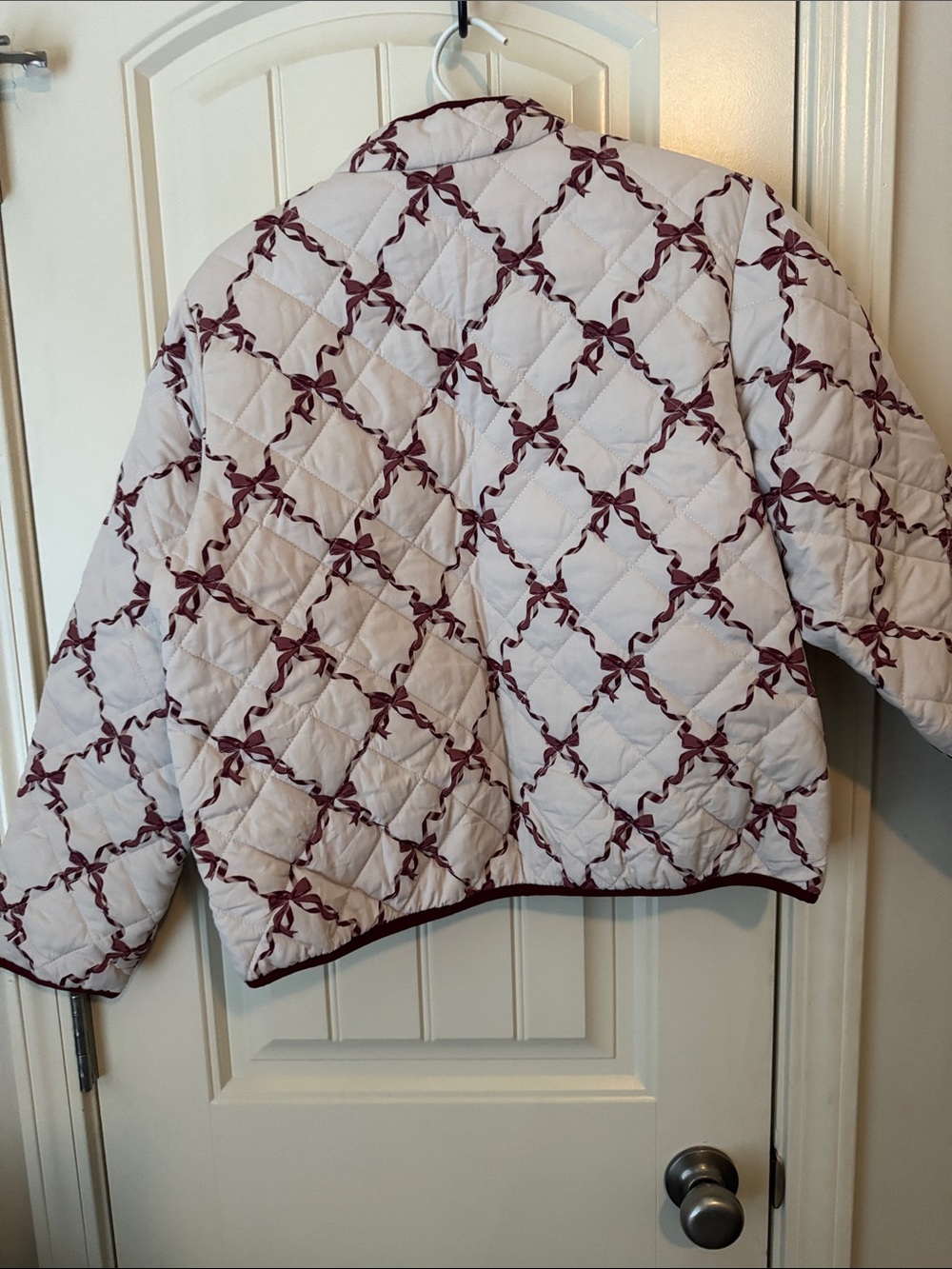Quilted Cream Jacket with Burgundy Ribbon Pattern - Picture 3 of 5
